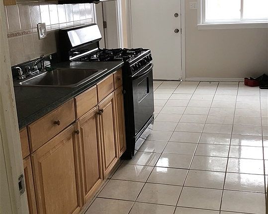2nd image of 1117 85th St
