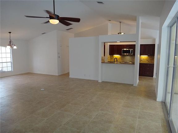5th image of 431 Lake Of The Woods Dr