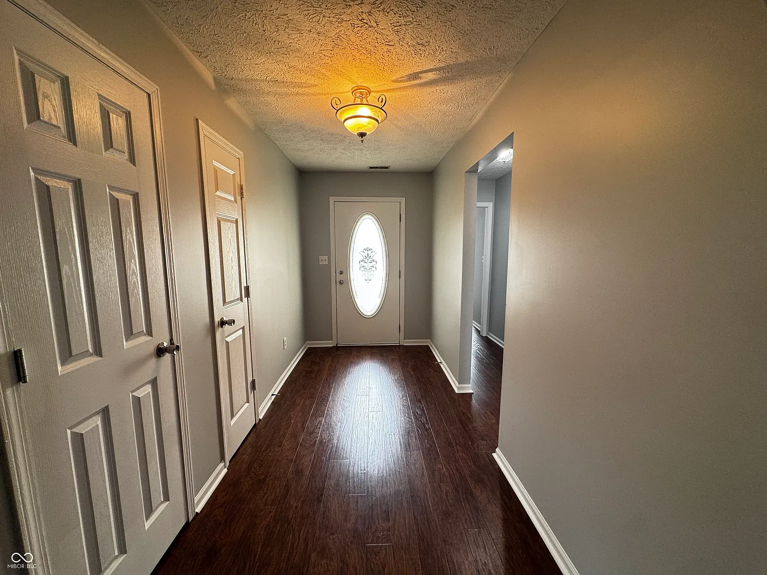 3 bed, 2.0 bath, 1316 sqft, $1,999 — Photo 4
