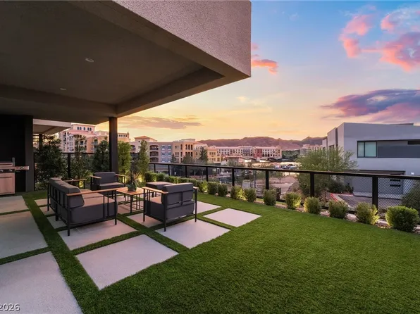 46 Promenade Isle Ln, Henderson, NV 89011