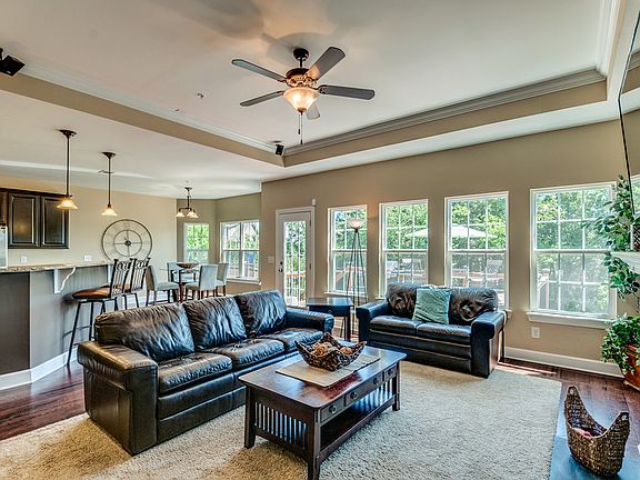 5th image of 8213 Middlewick Ln