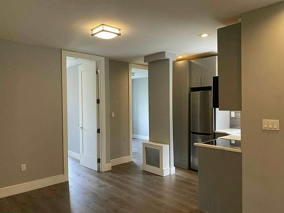 2nd image of 238 E 116th St APT 17