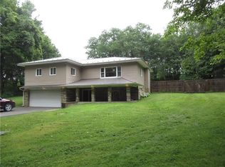 826 Sheep Ridge Dr, Somerset, PA 15501