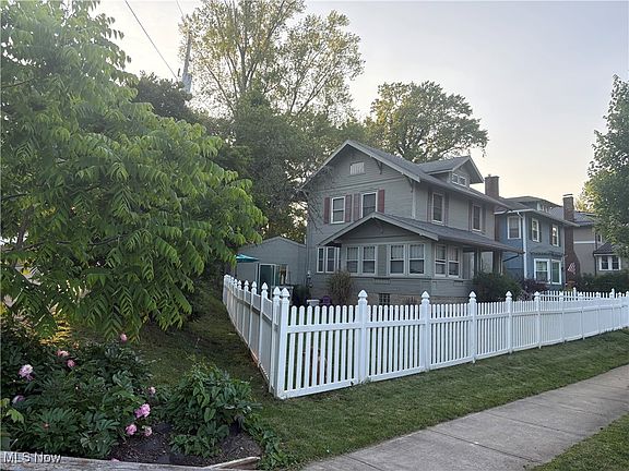 3rd image of 803 N 7th St