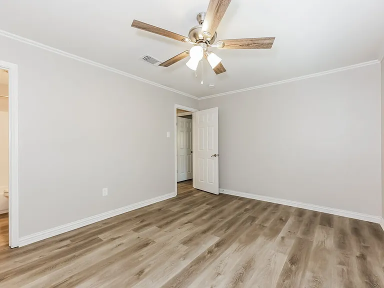 6003 Cool Springs Dr — Photo 9