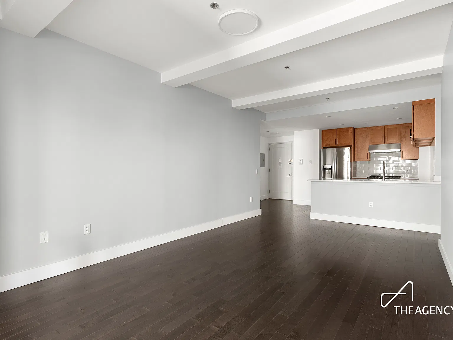 302 2nd Street — Photo 2