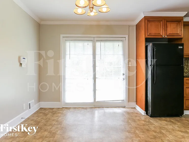 6326 Forest Haven Ln — Photo 5