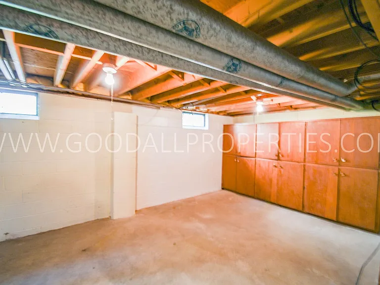 7035 Forest Ct — Photo 18