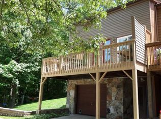 122 Hazleton Ln, Oak Ridge, TN 37830