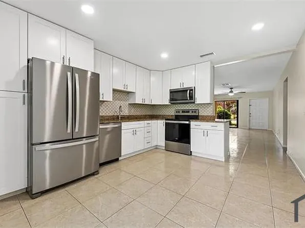 5969 Forest Hill Blvd APT 5, West Palm Beach, FL 33415