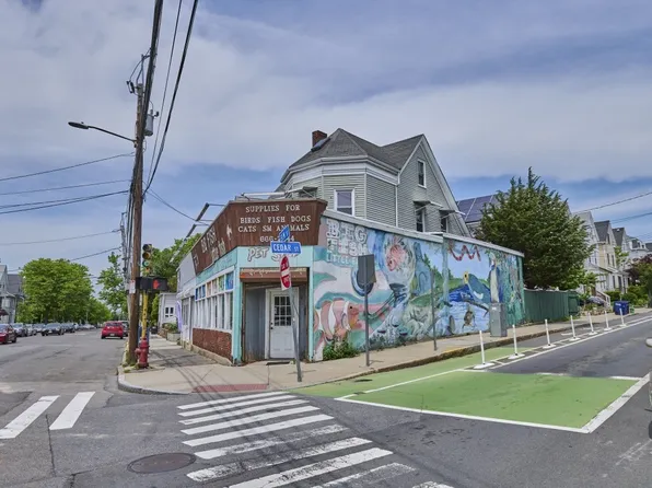 55 Elm St, Somerville, MA 02144