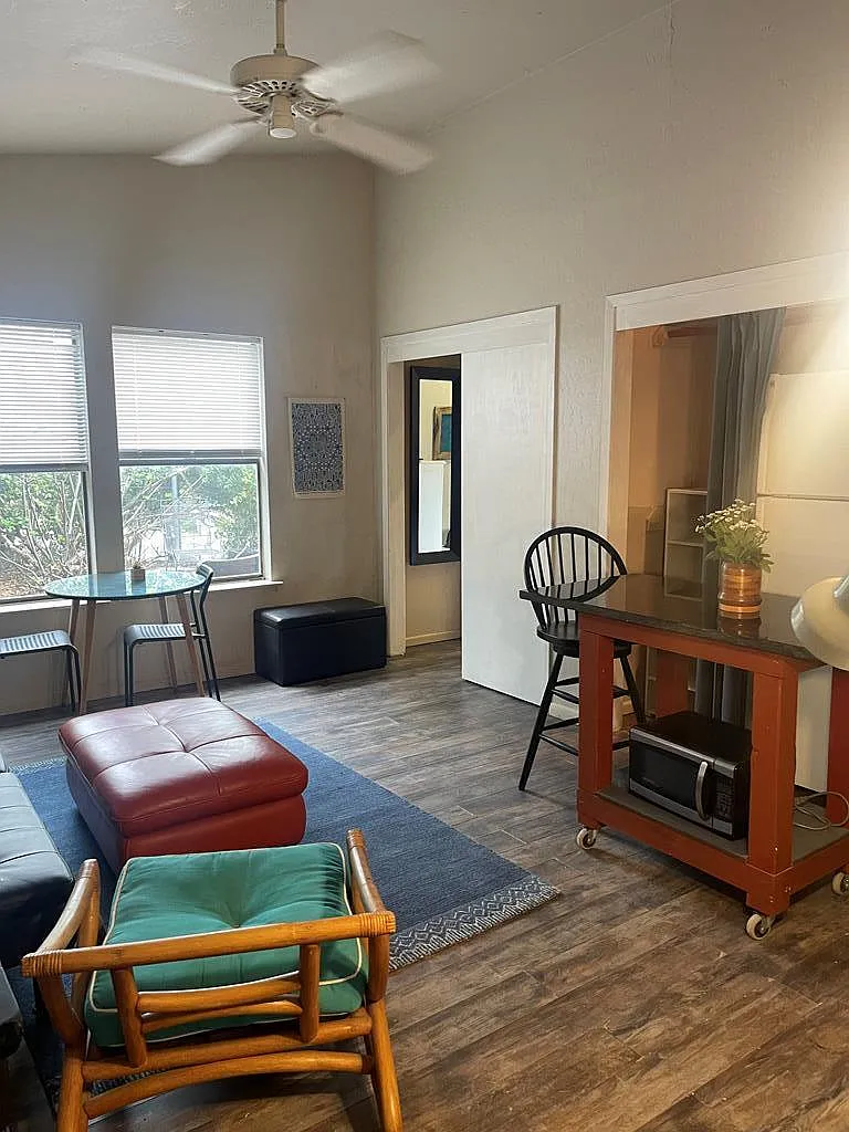 1 bed, 1.0 bath, 480 sqft, $1,200 — Photo 3
