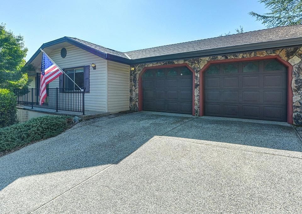 1st image of 11745 Bluebird Ct