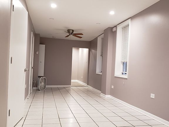 5th image of 1755 W Crystal St #1