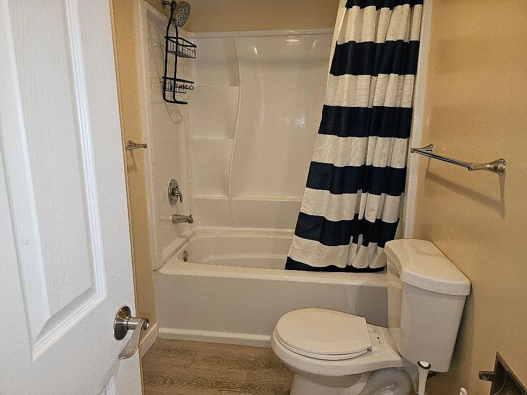 2 bed, 900 sqft, $1,245 — Photo 4