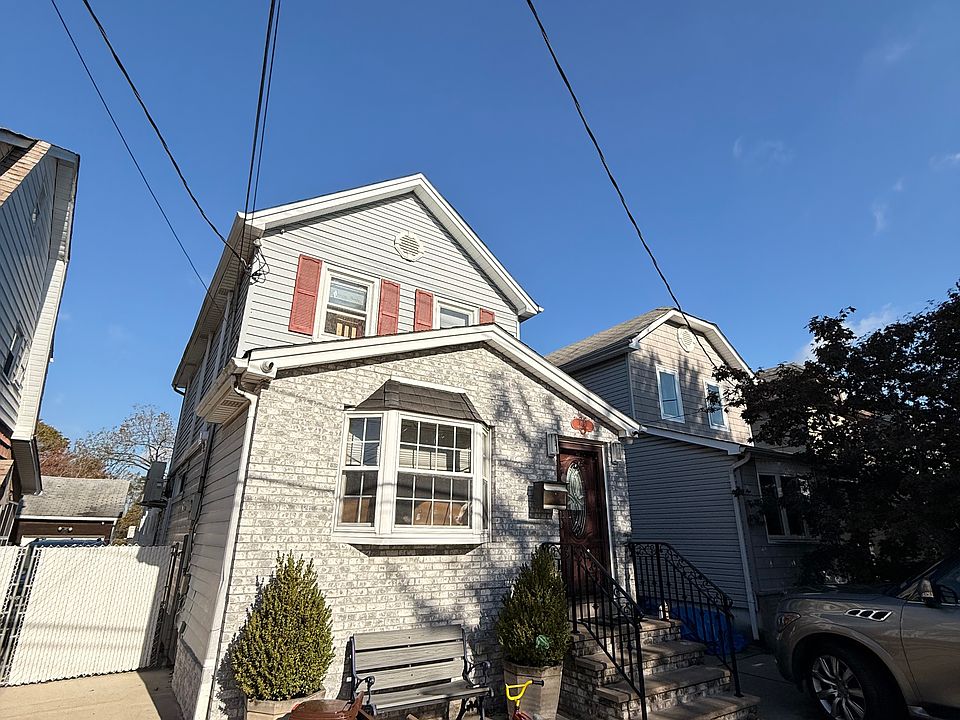 1st image of 195 Latimer Ave