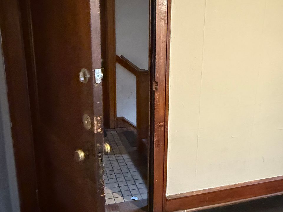 1st image of 1018 N Court St #1