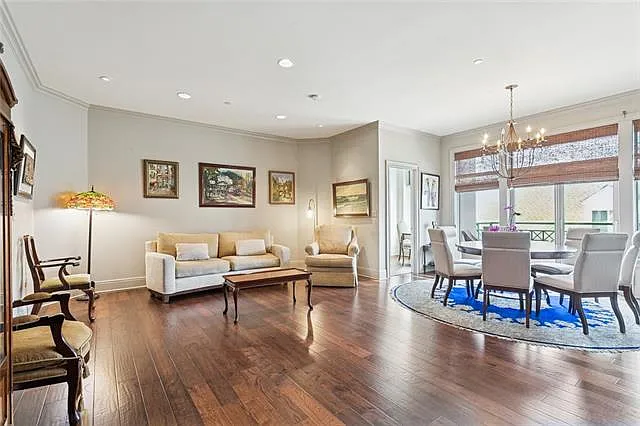 2 bed, 2.0 bath, 1770 sqft, $5,000 — Photo 2