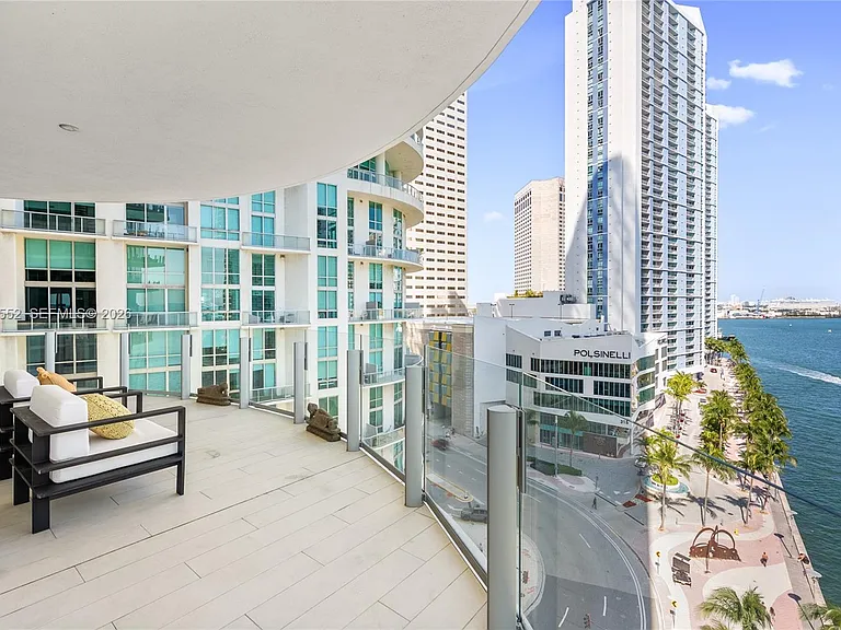 300 Biscayne Boulevard Way #901E — Photo 28
