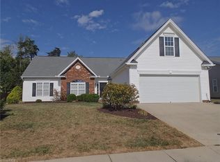 4513 Woodway Dr, Kernersville, NC 27284