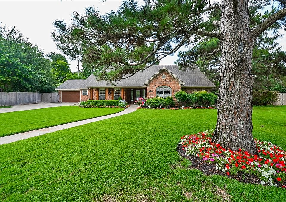 1st image of 2814 E Elm Cir