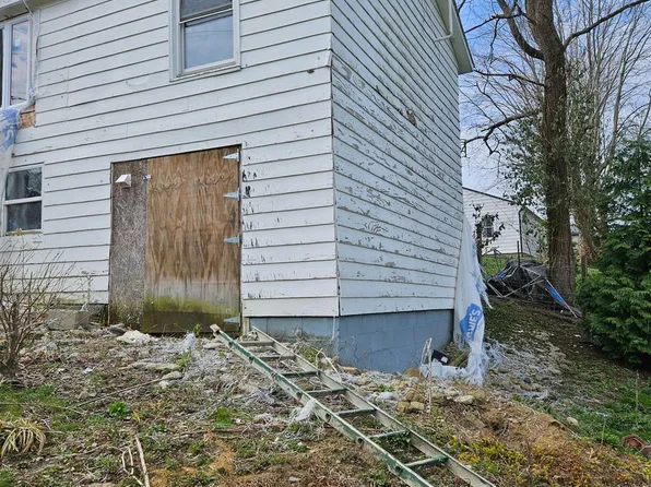 1471 Kress Rd, Mount Orab, OH 45176