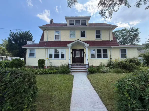 167-16 43rd Avenue, Flushing, NY 11358