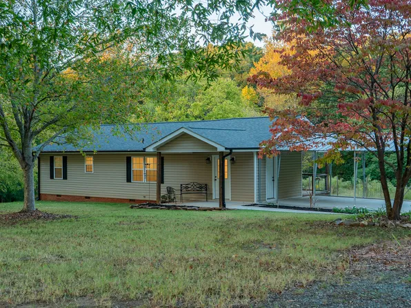 2108 Herron Rd, Burlington, NC 27215