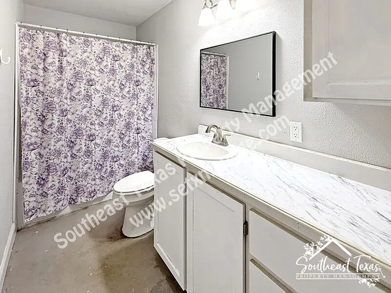 428 S 37th St — Photo 12