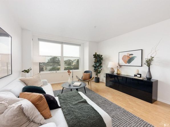 8200 Oceanview Ter APT 204