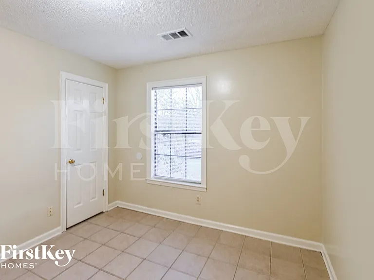4415 Sunnyslope Dr — Photo 13