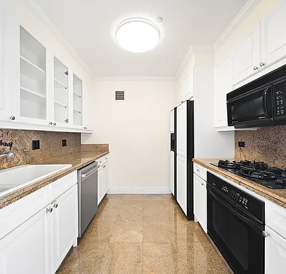 Rented by Compass | media 21