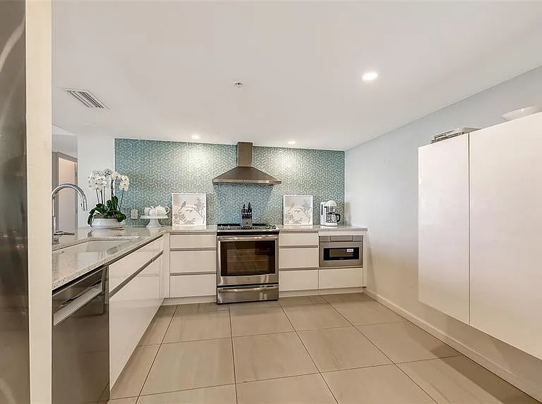 11 Sunset Dr #501 — Photo 18