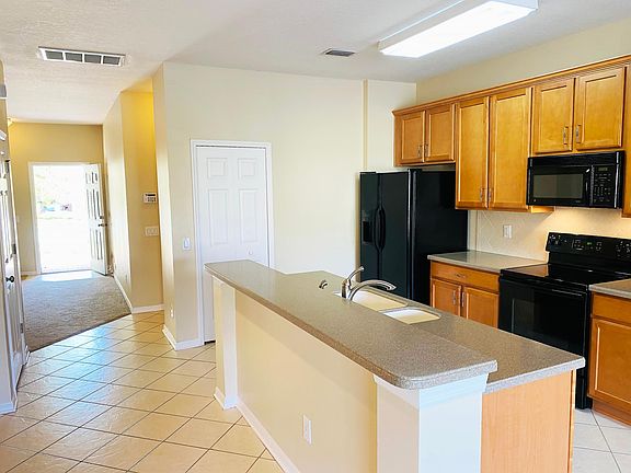 4th image of 17449 Stinchar Dr