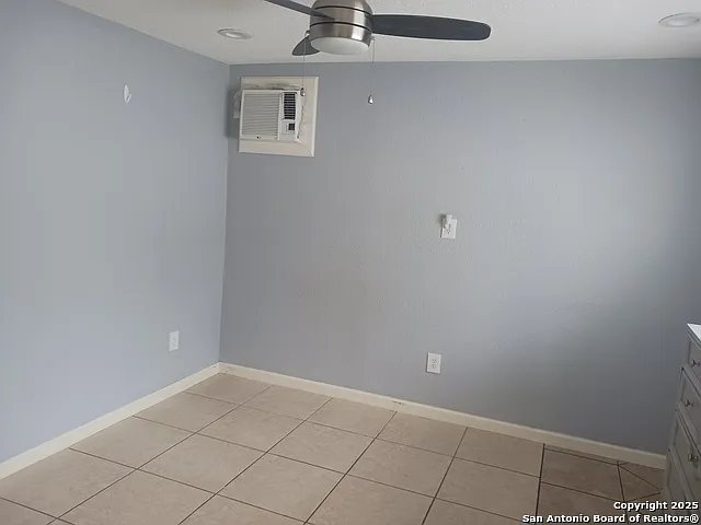 212 McLane St #B — Photo 6