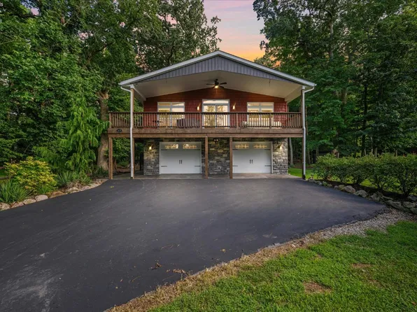 3175 S Memorial Shoreway Dr, Lakeside Marblehead, OH 43440