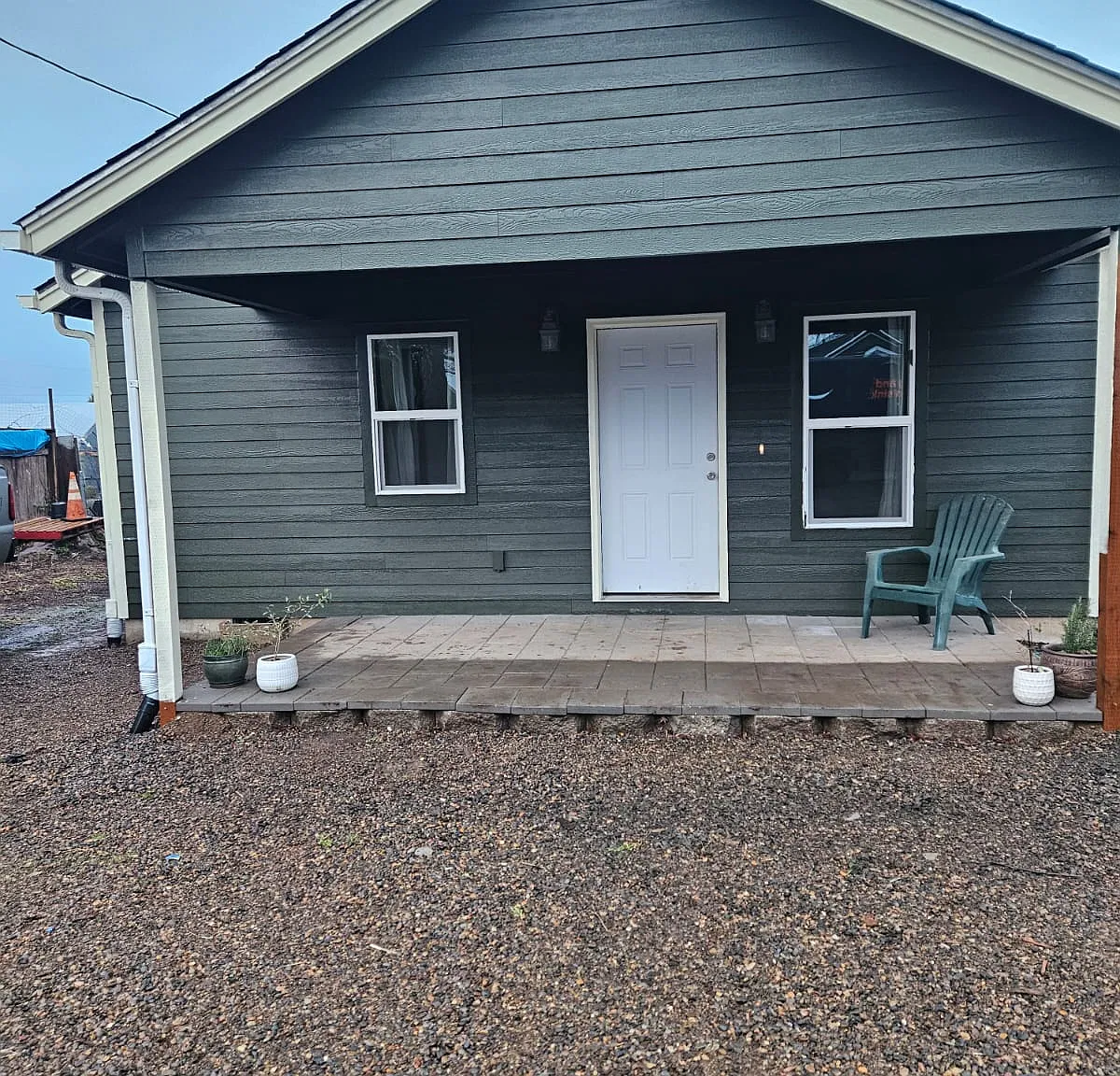 3 bed, 1100 sqft, $2,200 — Photo 1