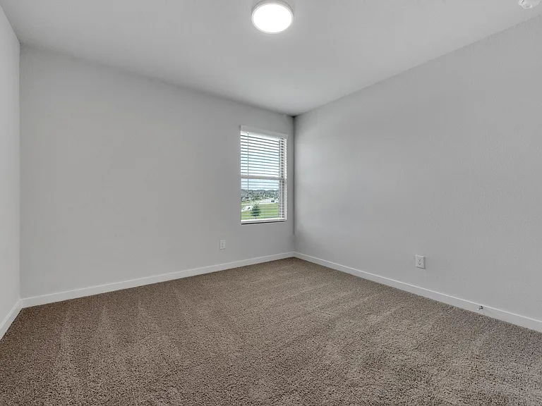 606 Green Grass Dr — Photo 23