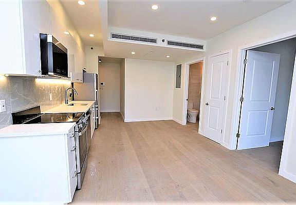 5th image of 41-26 40th St #3B