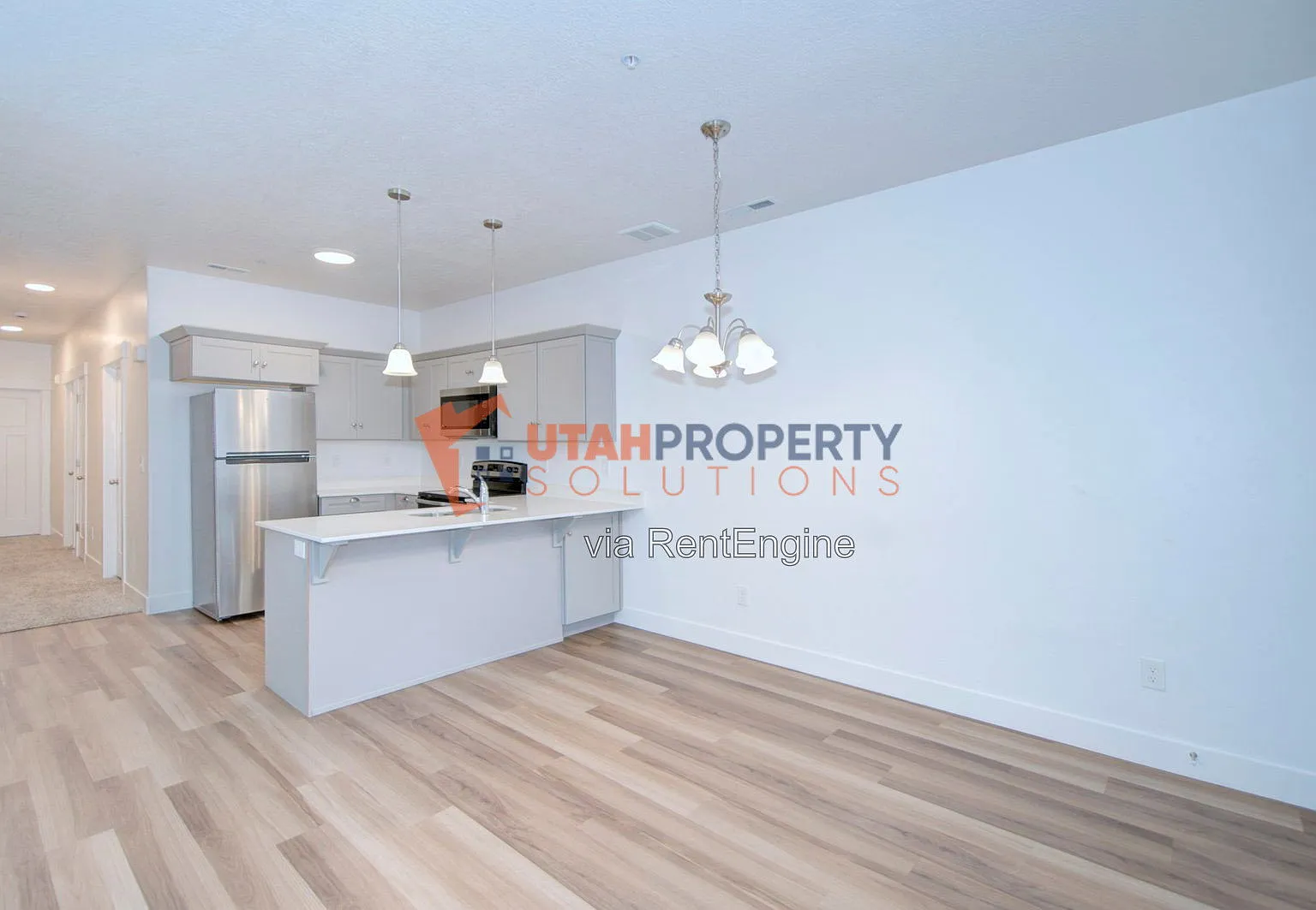3 bed, 2.0 bath, 1272 sqft, $1,695 — Photo 4