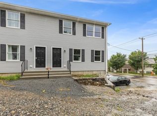 353 1/2 South St #1, Plainville, MA 02762