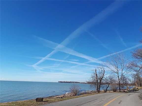 5th image of 817 Lakeshore Rd