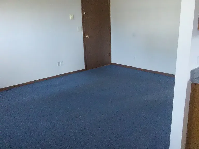 402 Timberlane Dr #1 — Photo 8