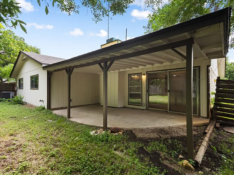 8643 Bristlecone St — Photo 23