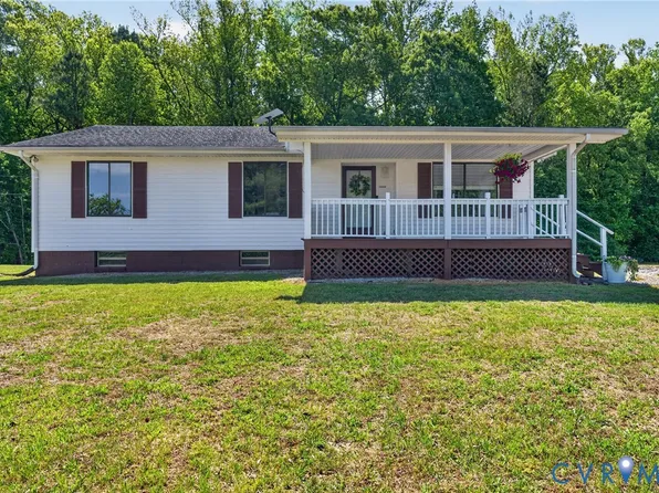 297 Deer Run Rd, Blackstone, VA 23824