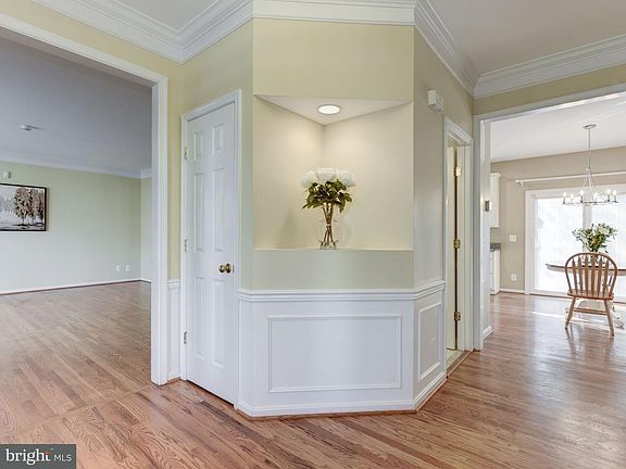 4th image of 21493 Hearthstone Ct