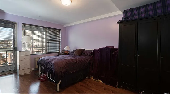 Sold by Douglas Elliman | media 9