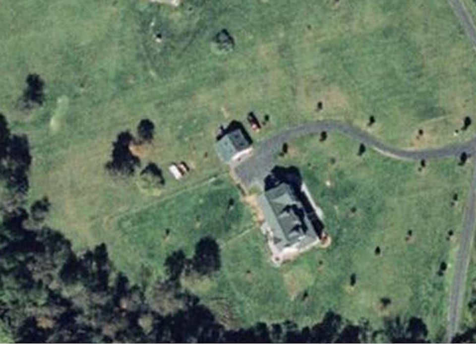 2nd image of 19999 Colchester Rd