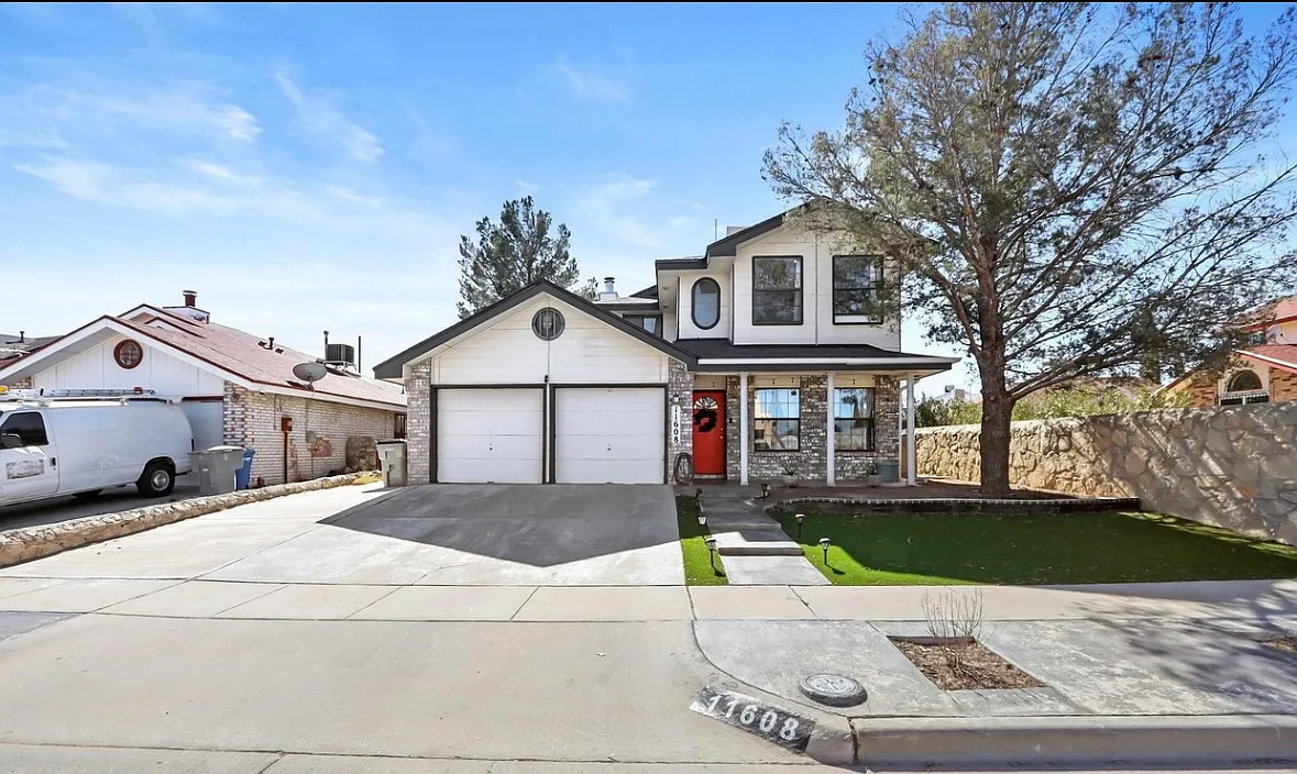 3 bed, 2.5 bath, 1548 sqft, $1,900 — Photo 1