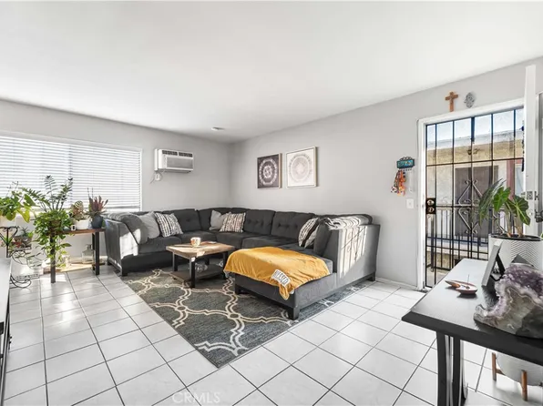 8800 Cedros Ave APT 224, Panorama City, CA 91402